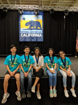 Sierra Vista Middle School Students at State National History Day Competition